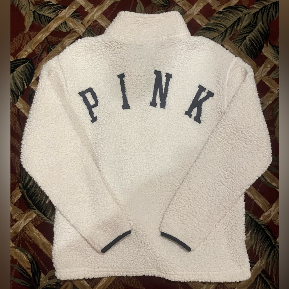 Pink Fleece Women Small Very Nice Condition ship’s now 5 ⭐️ seller thanks 🙏 - Picture 1 of 3